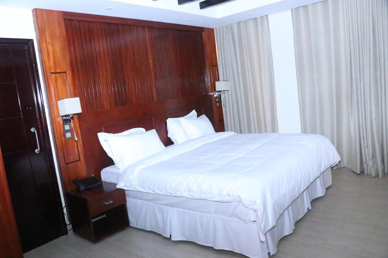 Sainte Famille Hotel Kigali Eksteriør billede